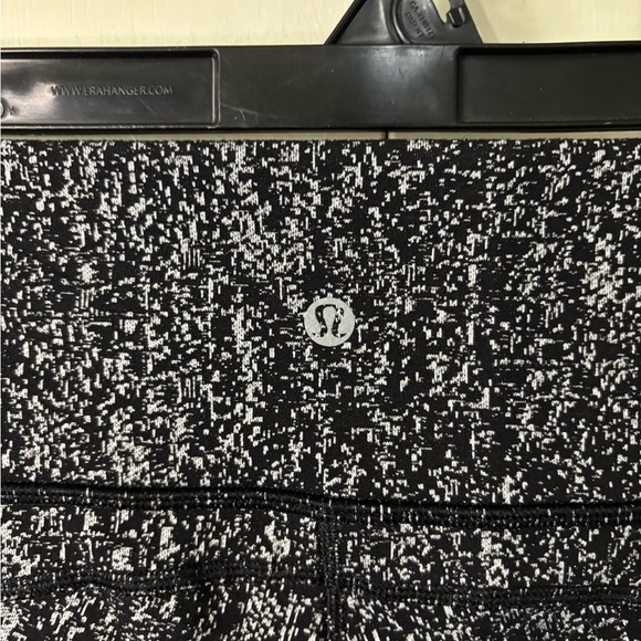 Lululemon Stylish Black and Gray Yoga Pants - Picture 2 of 5